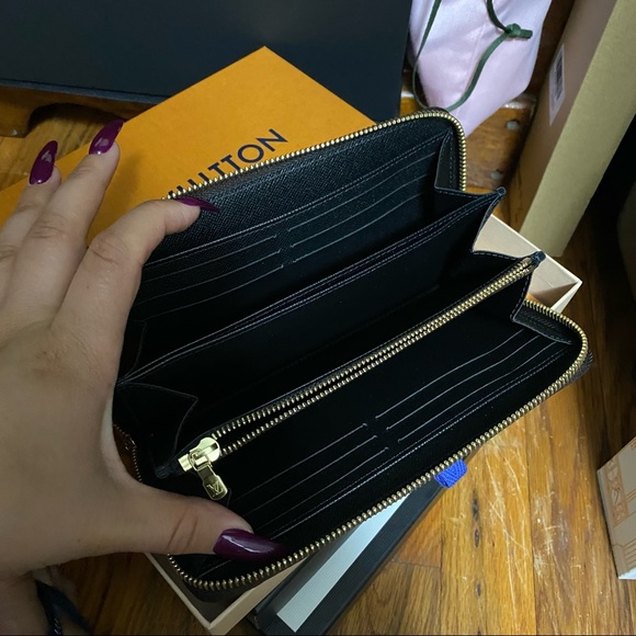 M69353
Louis Vuitton zippy wallet - Picture 6 of 11